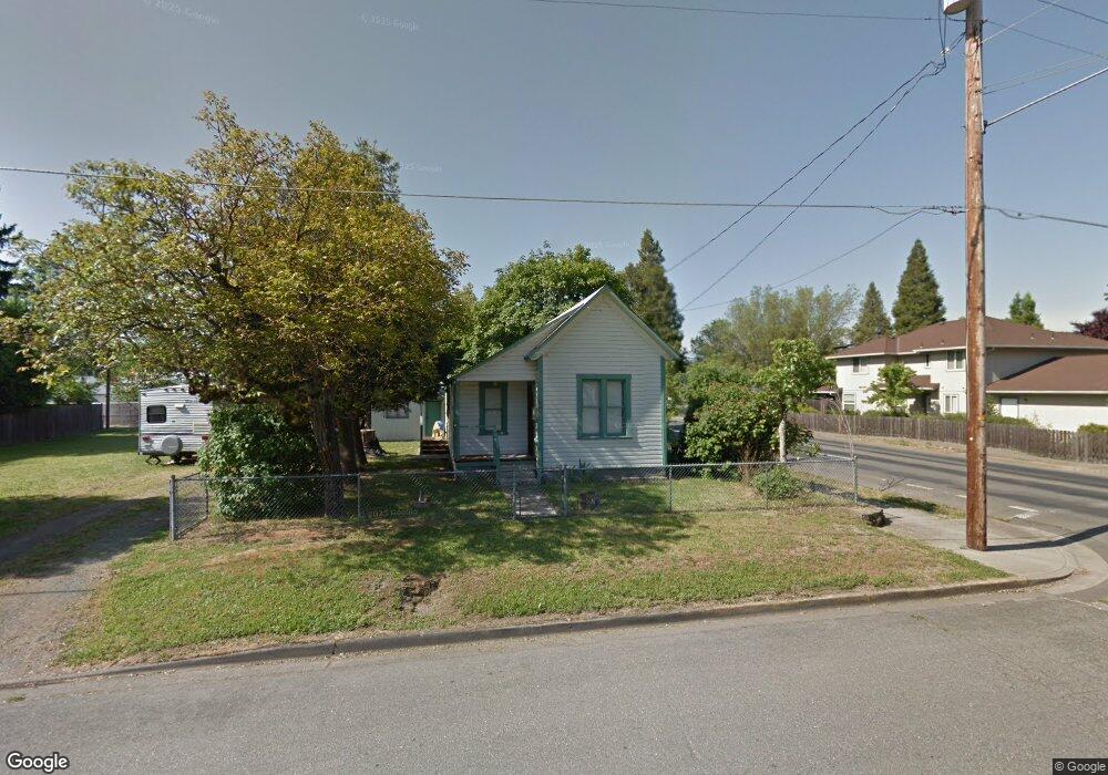 401 SE K St, Grants Pass, OR 97526 - photo 1