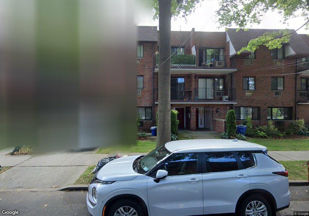 7147 162nd St unit 1, Fresh Meadows, NY 11365 - photo 1