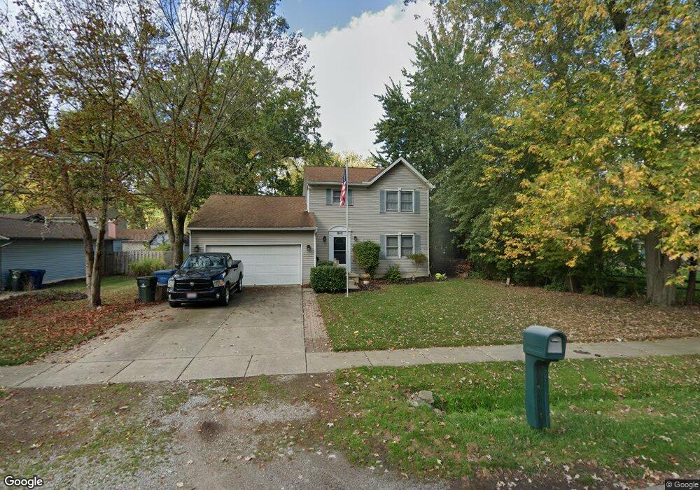 840 Robinwood Ave, Sheffield Lake, OH 44054 - photo 1