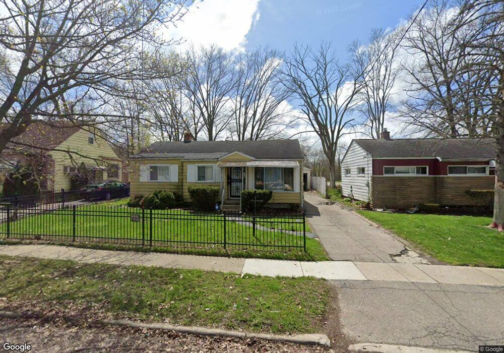 621 W Austin Ave, Flint, MI 48505 - photo 1