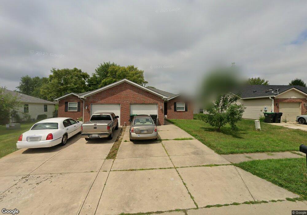 30 Grassyway Ct, Whiteland, IN 46184 - photo 1