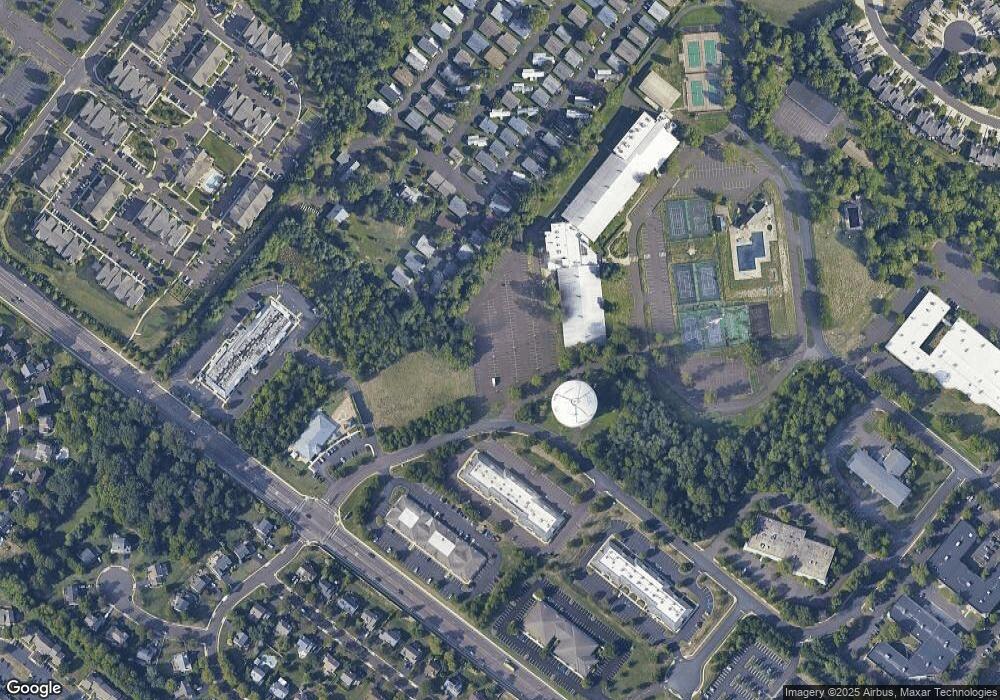 200 Foxhedge Rd unit 38371793, Chalfont, PA 18914 - photo 1