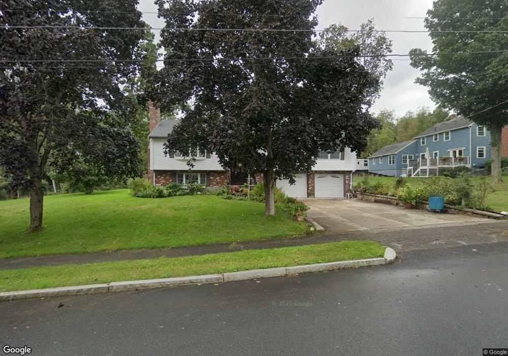 94 Garden Pkwy, Norwood, MA 02062 - photo 1