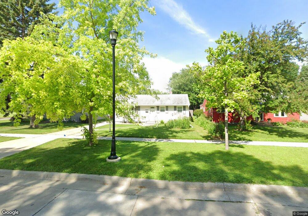 1625 16th St S, Fargo, ND 58103 - photo 1