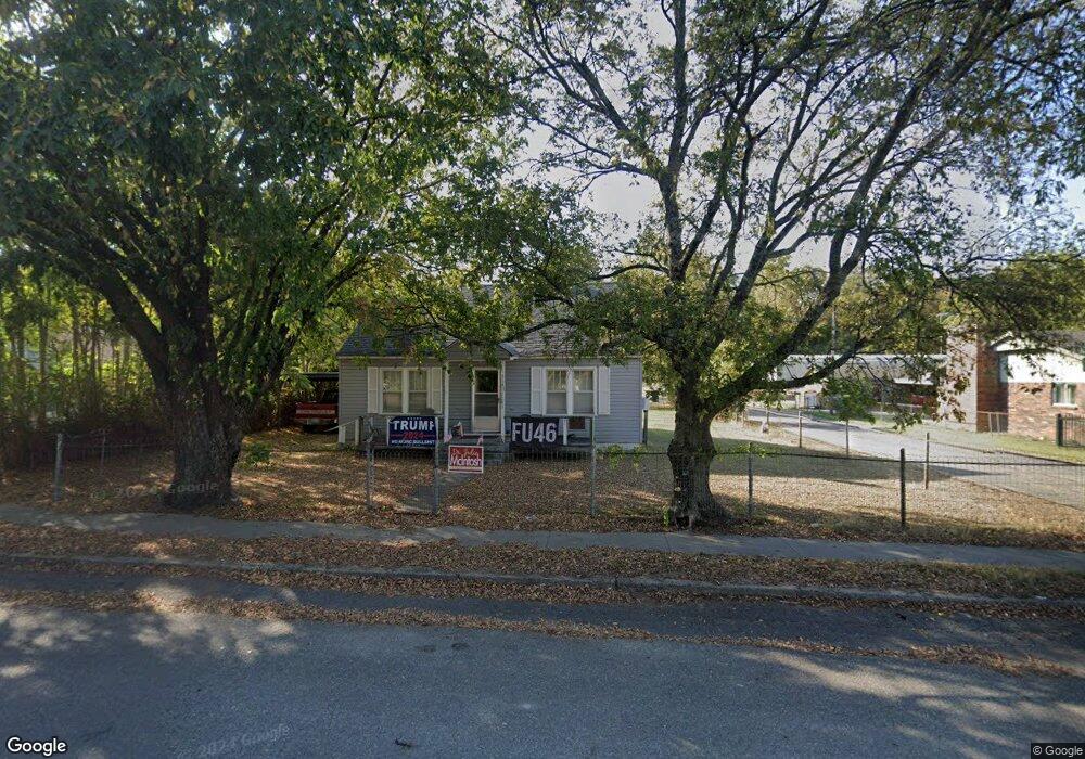 314 E Main St, Locust Grove, OK 74352 - photo 1