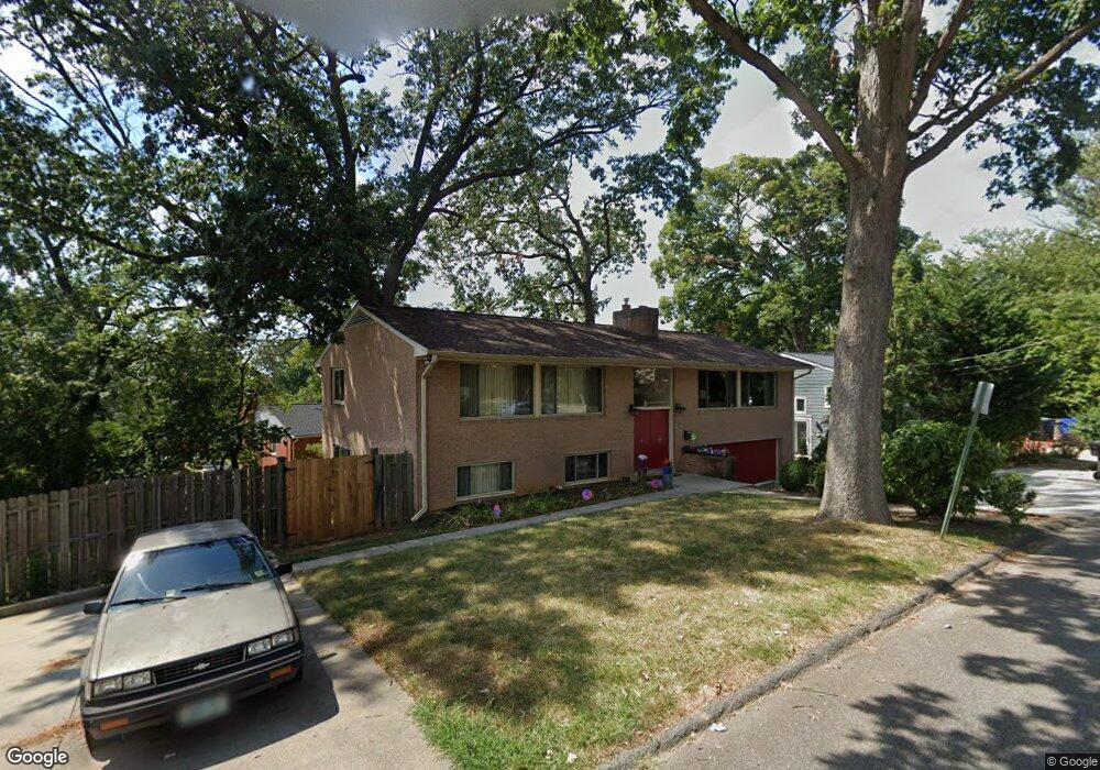 2324 N Dinwiddie St, Arlington, VA 22207 - photo 1