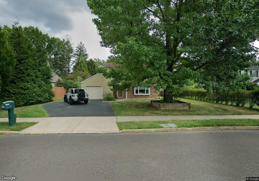 334 Pheasant Run Dr, Doylestown, PA 18901 - photo 1