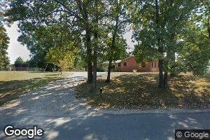 110 W 13th St, Yellville, AR 72687