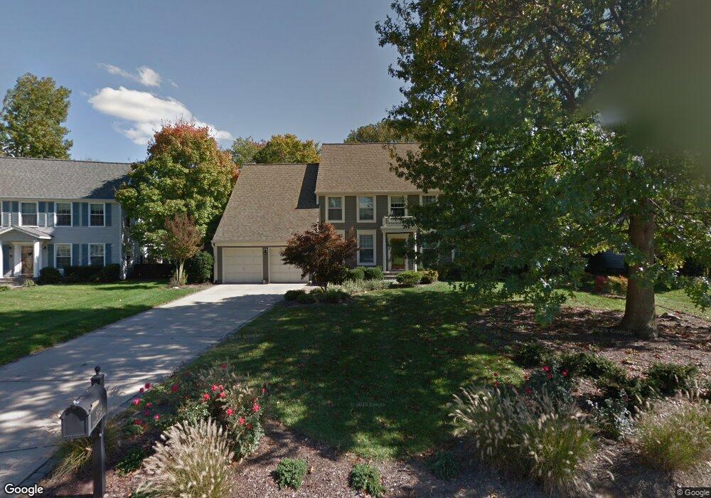 8254 Colling Ridge Ct, Alexandria, VA 22308 - photo 1