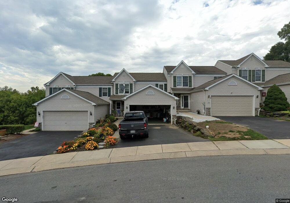 30 Creekside Dr, Millersville, PA 17551 - photo 1