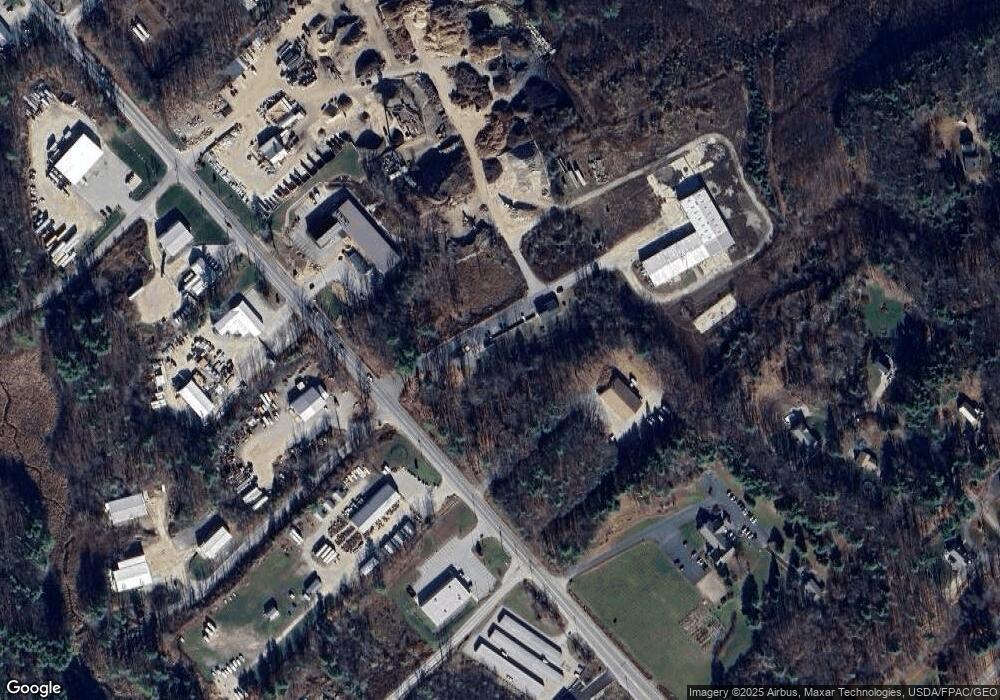 276 Maine 236, Eliot, ME 03903 - photo 1