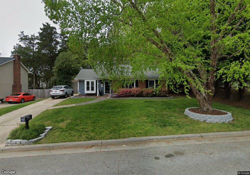 4013 Trappers Run Ct, High Point, NC 27265 - photo 1