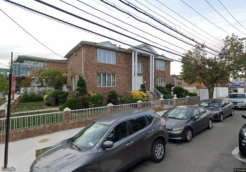 15903 102nd St, Howard Beach, NY 11414 - photo 1