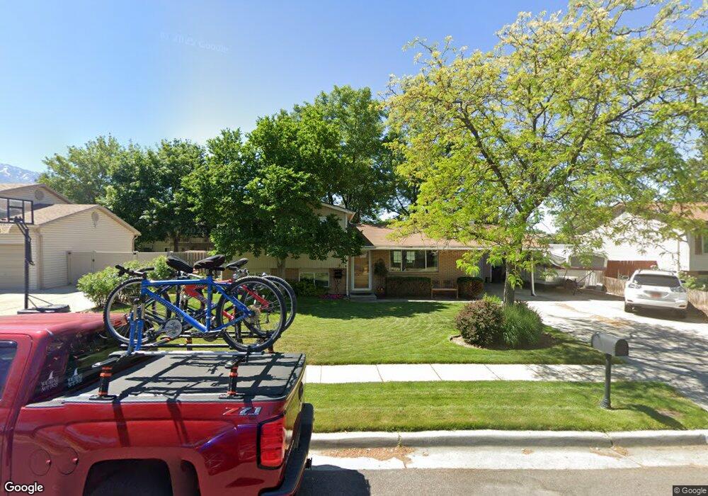 1468 E Mulberry Way, Sandy, UT 84093 - photo 1