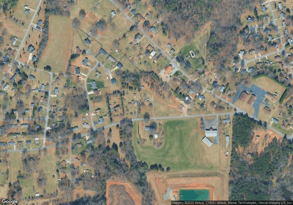 150 Bradley Farm Rd, Statesville, NC 28625 - photo 1