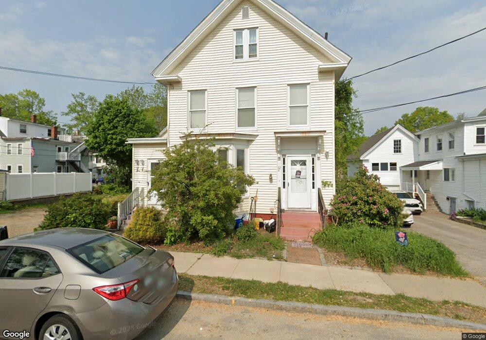 32a Grove St unit 32A, Dover, NH 03820 - photo 1