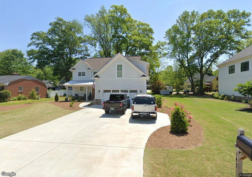147 N Center St, Winder, GA 30680 - photo 1