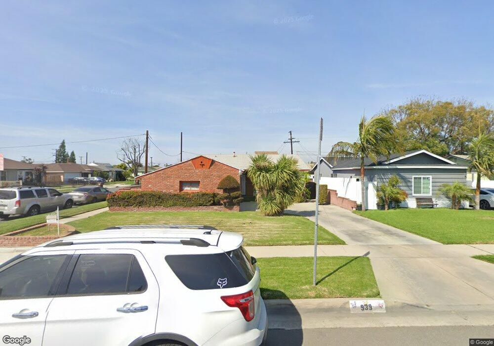 939 W 137th St, Compton, CA 90222 - photo 1