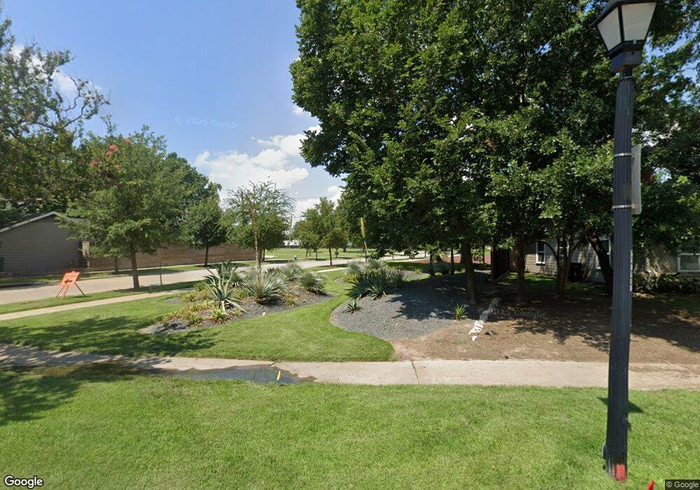 4016 Yupon St, Houston, TX 77006 - photo 1