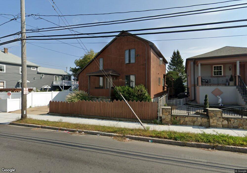 166 Laurel St, Fall River, MA 02724 - photo 1