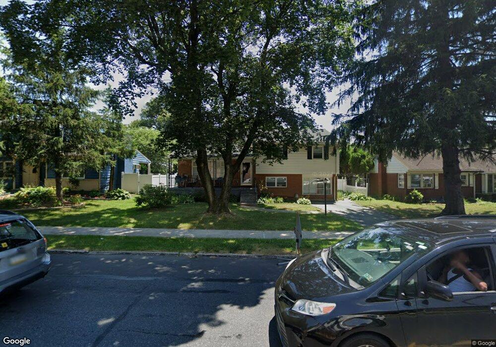 2714 W Tilghman St unit 2718, Allentown, PA 18104 - photo 1