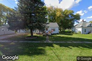 221 4th St, Merrill, IA 51038
