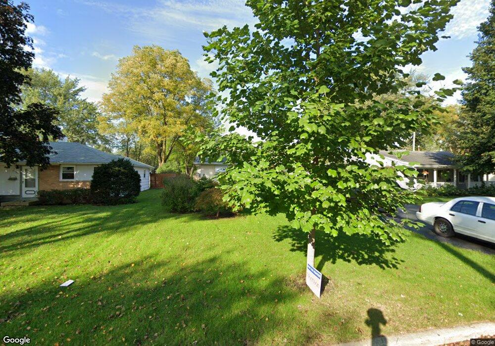 2105 Robin Ln, Rolling Meadows, IL 60008 - photo 1