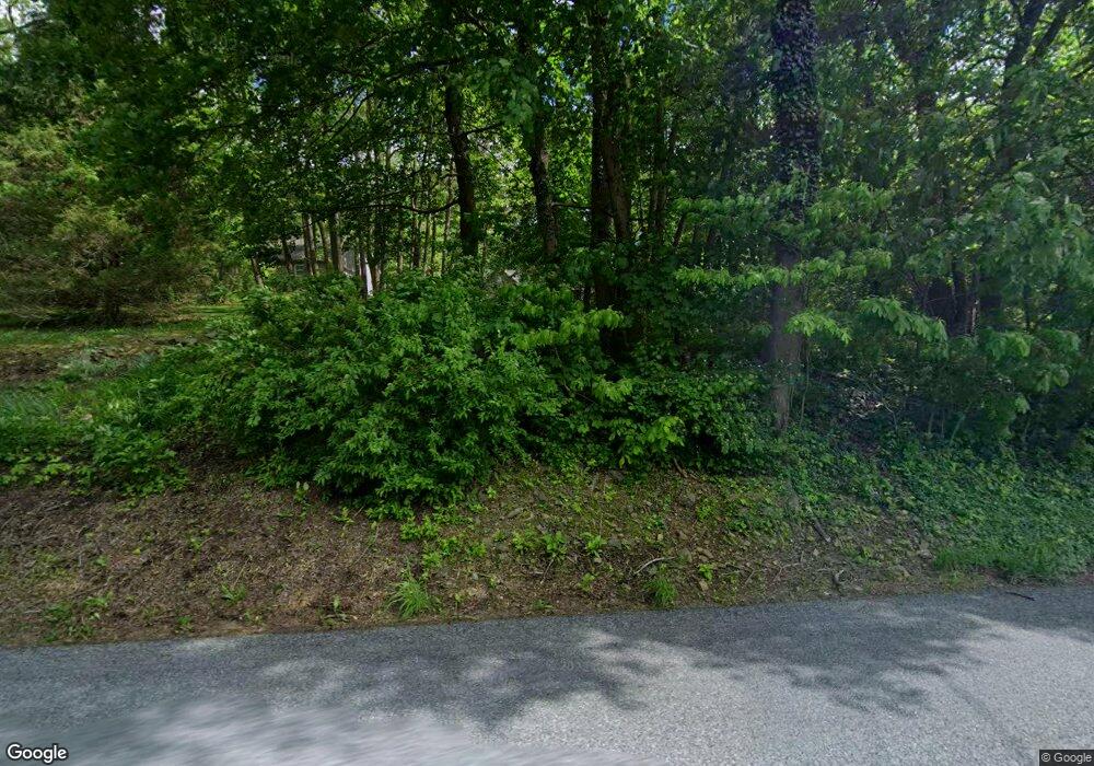 5760 Acorn Dr, Emmaus, PA 18049 - photo 1