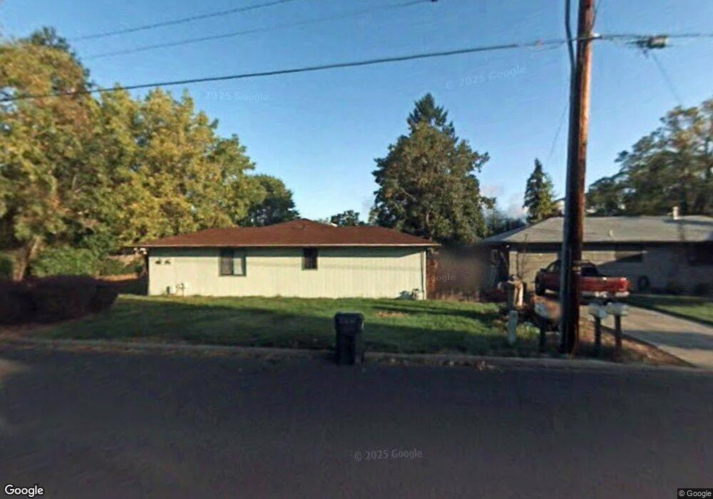 1020 SE N St, Grants Pass, OR 97526 - photo 1
