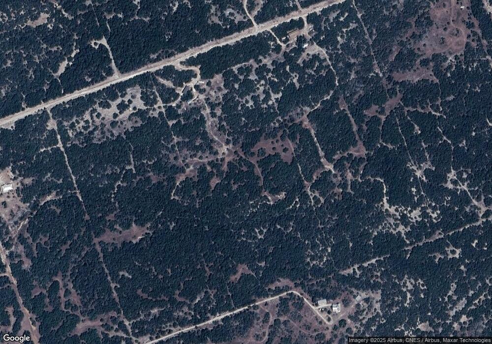 1402 Private Road 233 Rd, Hondo, TX 78861 - photo 1