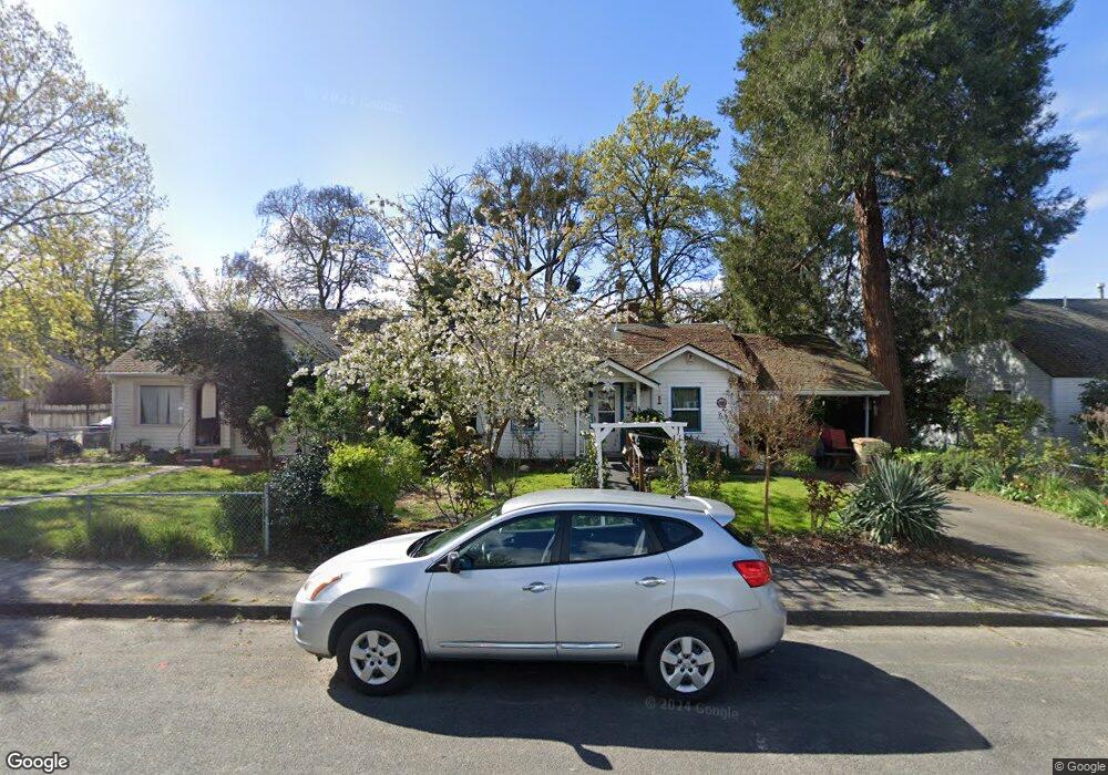 729 SW K St, Grants Pass, OR 97526 - photo 1