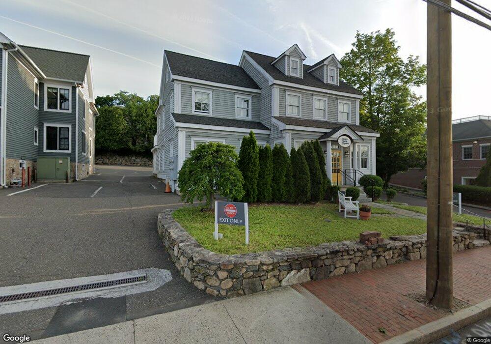 181 Elm St, New Canaan, CT 06840 - photo 1