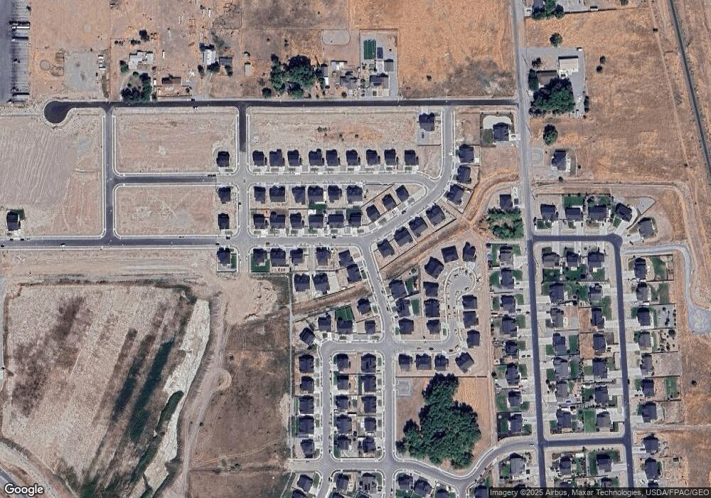 8681 N Weston Way, Lake Point, UT 84074 - photo 1