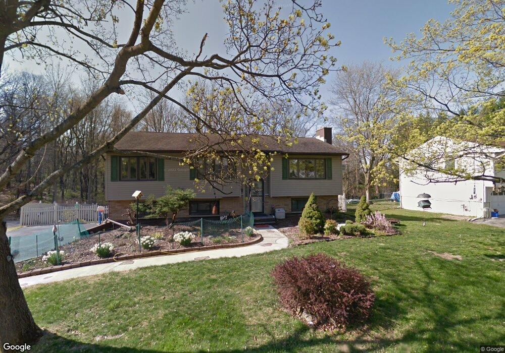 20 Lynbrook Rd, Poughkeepsie, NY 12603 - photo 1