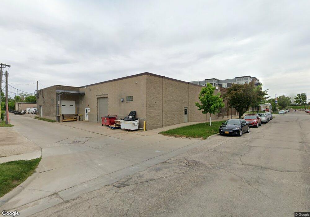 207 3rd Ave SW unit C, Cedar Rapids, IA 52404 - photo 1