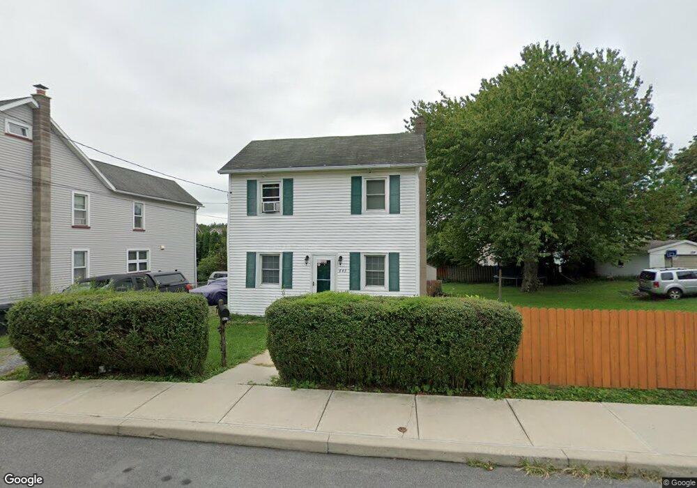 443 Railroad Ave, Pen Argyl, PA 18072 - photo 1