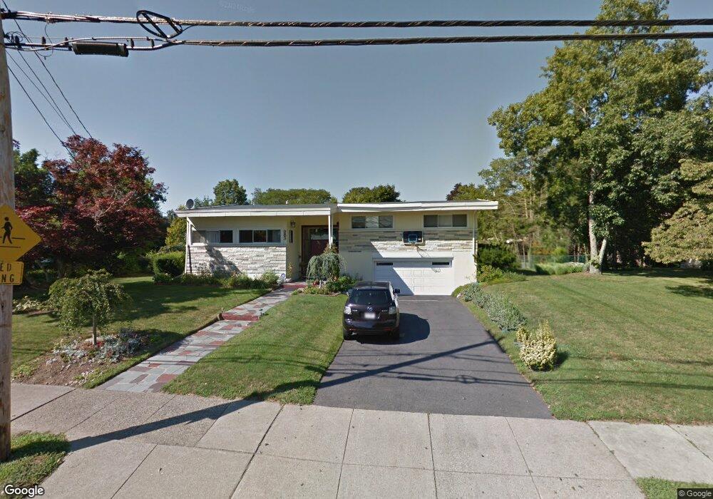 983 Dedham St, Newton Center, MA 02459 - photo 1