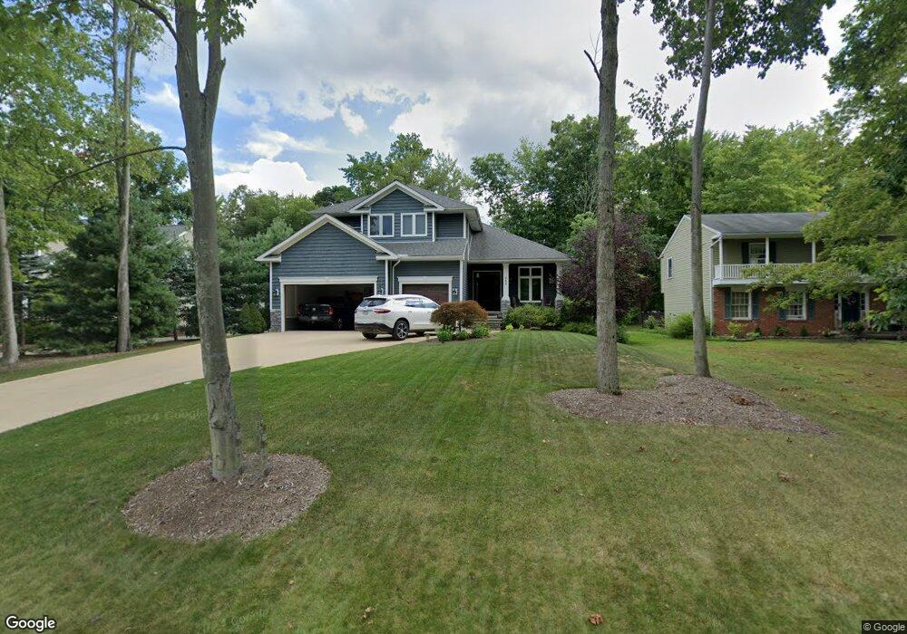 252 Hurd Rd, Aurora, OH 44202 - photo 1