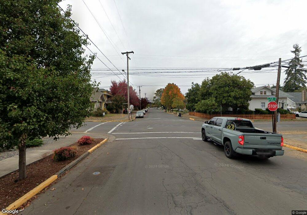 925 Ferry St SW, Albany, OR 97321 - photo 1