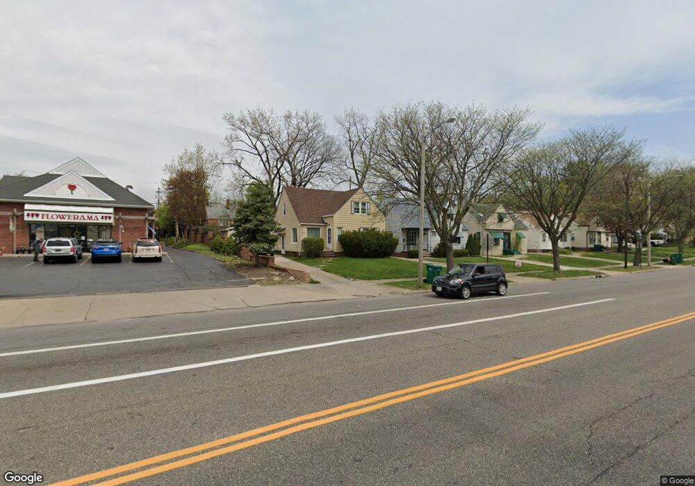 20503 Libby Rd, Maple Heights, OH 44137 - photo 1