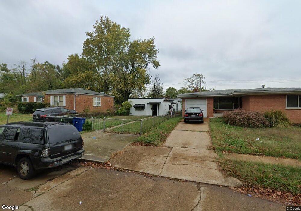 4827 Lexington Ave, Saint Louis, MO 63115 - photo 1