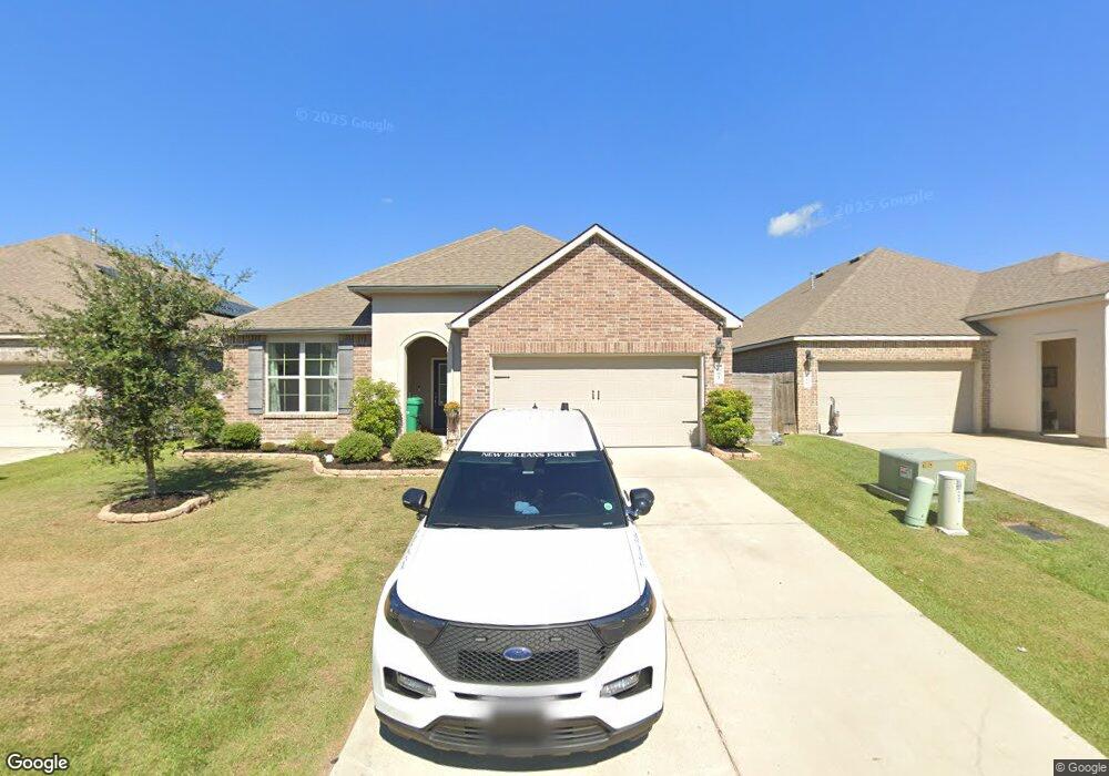 692 Cat Island Ct, Slidell, LA 70461 - photo 1