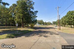 905 N 9th Ave, Amory, MI 38821