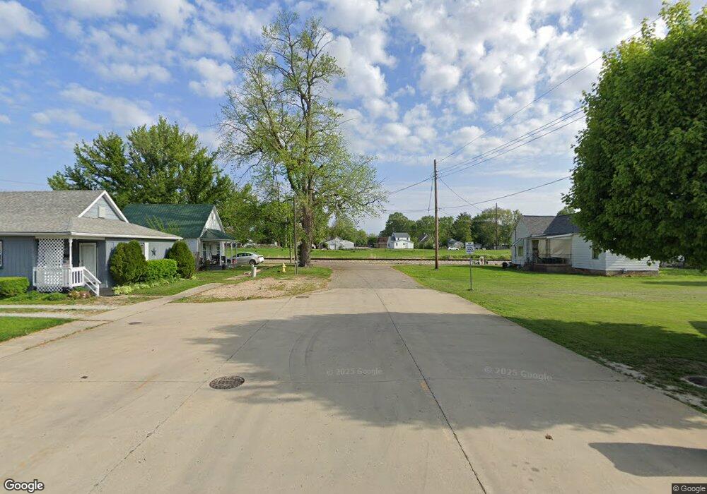 501 S 31st St, Mattoon, IL 61938 - photo 1