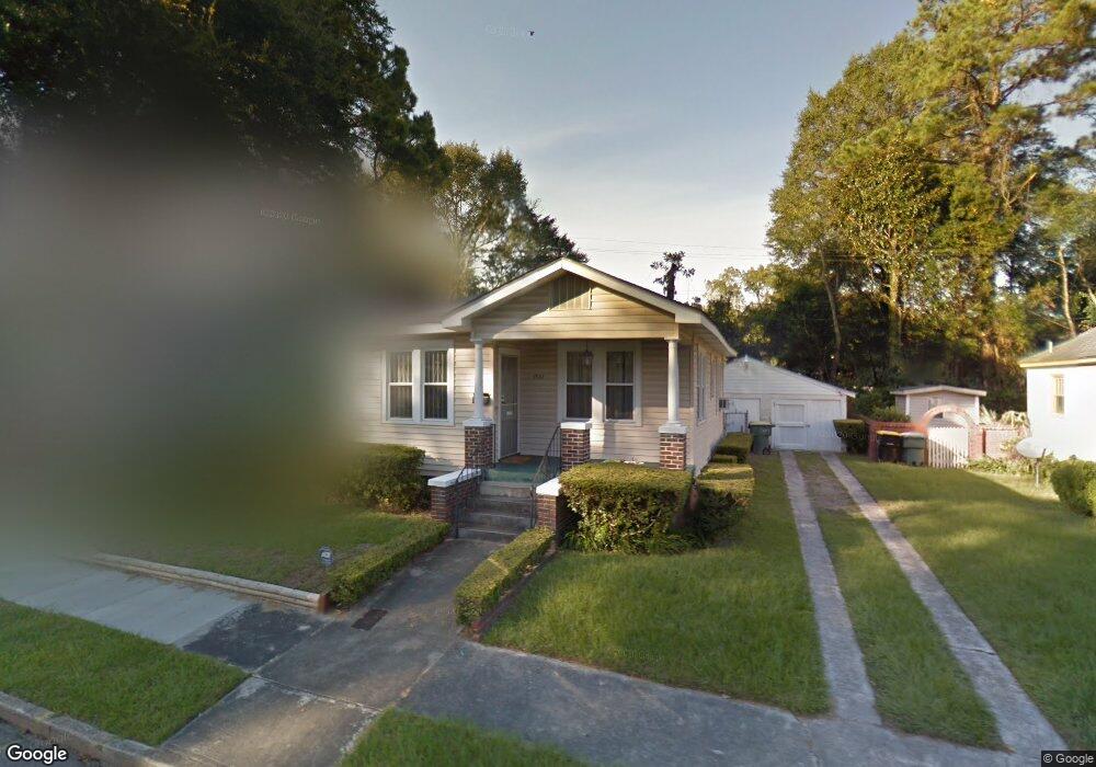 1322 Seiler Ave, Savannah, GA 31404 - photo 1