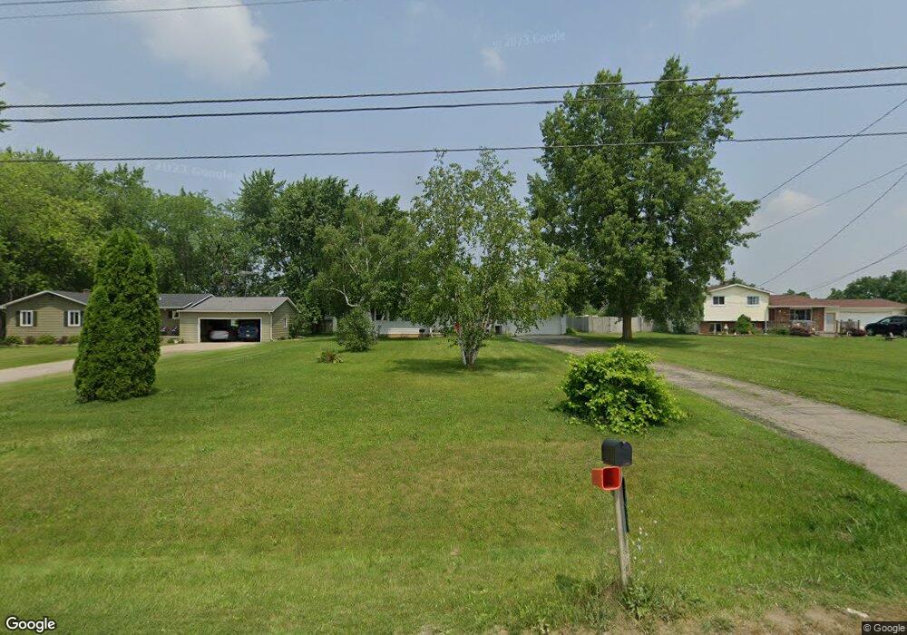 10479 E Potter Rd, Davison, MI 48423 - photo 1