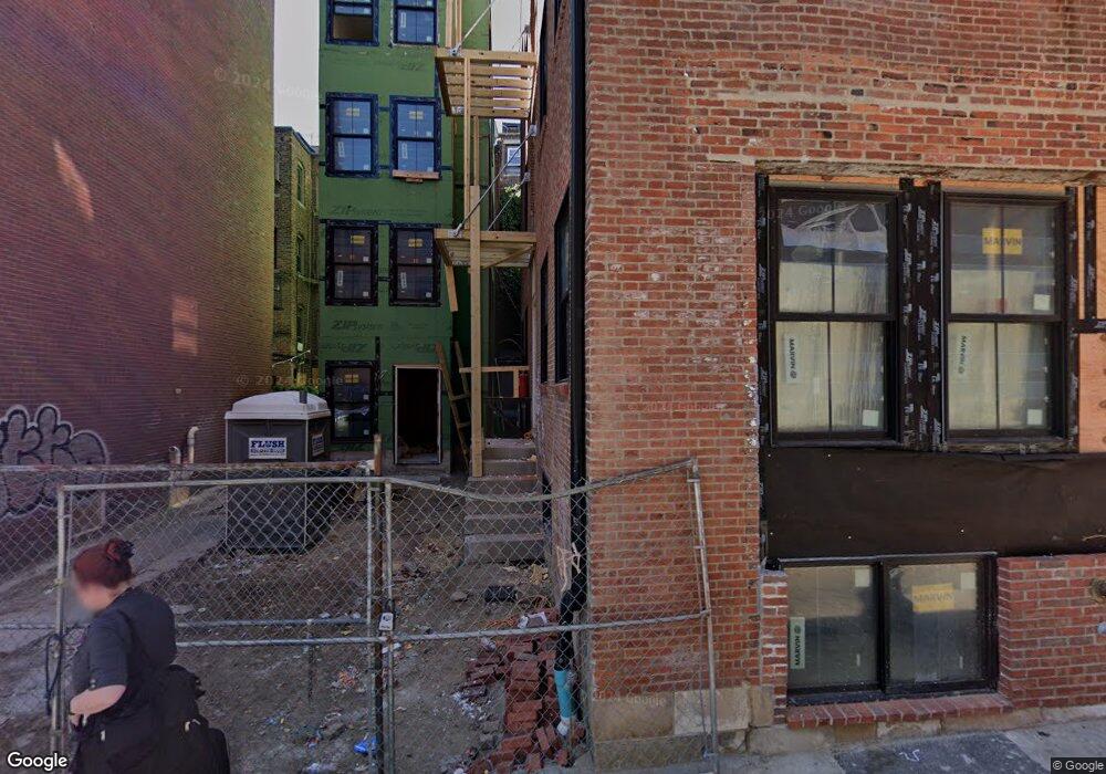 190A Salem St unit 2, Boston, MA 02113 - photo 1