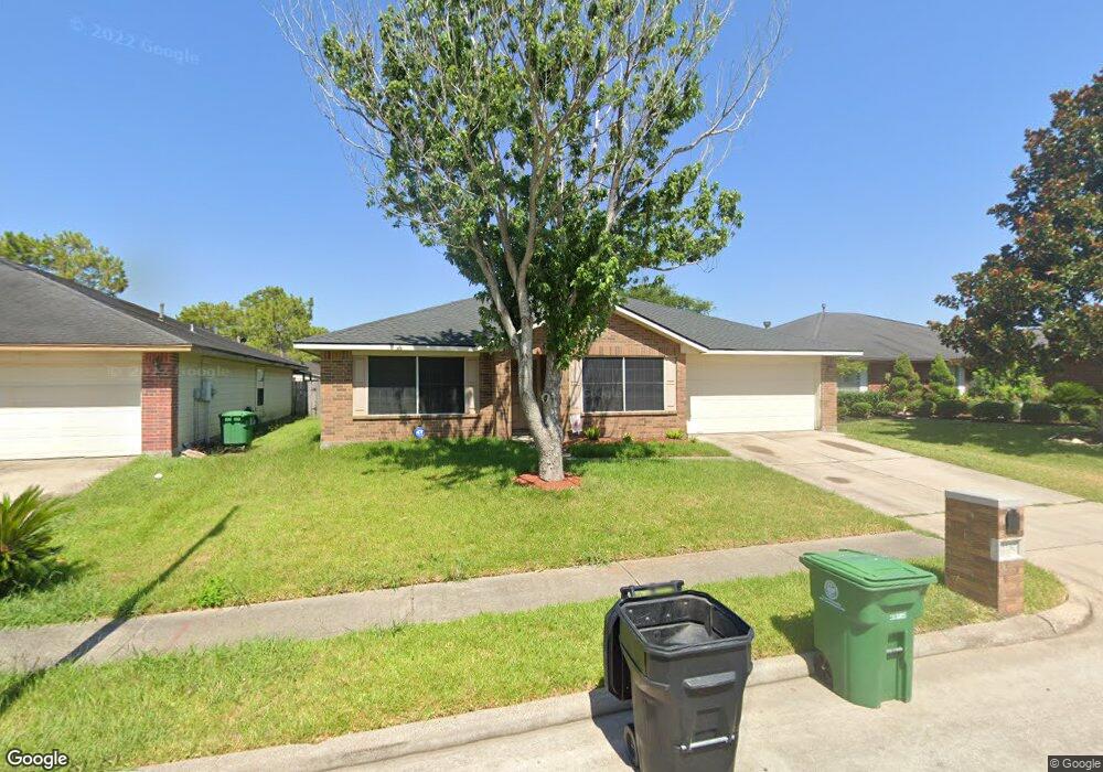 11130 Linden Gate Dr, Houston, TX 77075 - photo 1