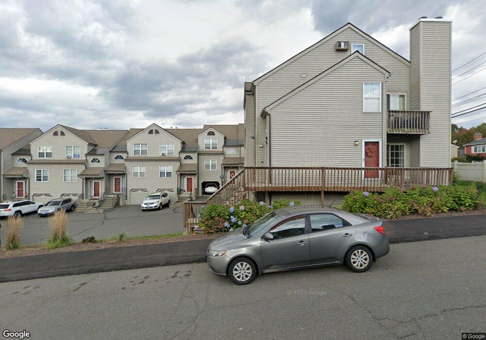 8 Taft Pointe unit 1-12, Waterbury, CT 06708 - photo 1