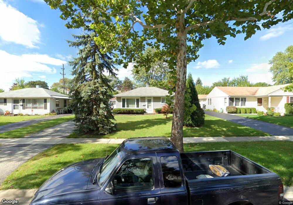 3703 Bobwhite Ln, Rolling Meadows, IL 60008 - photo 1